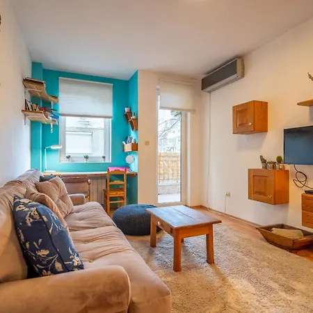 Апартаменты 1 Bedroom Natural