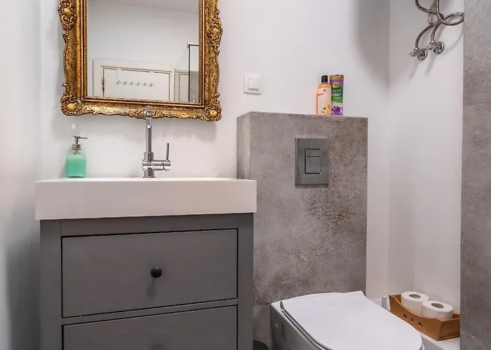 Апартамент 1 Bedroom Natural