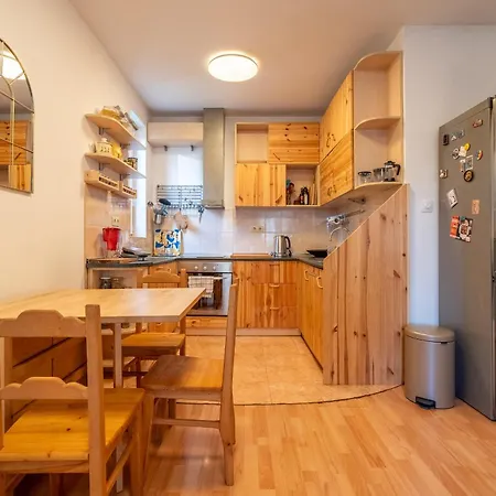 1 Bedroom Natural